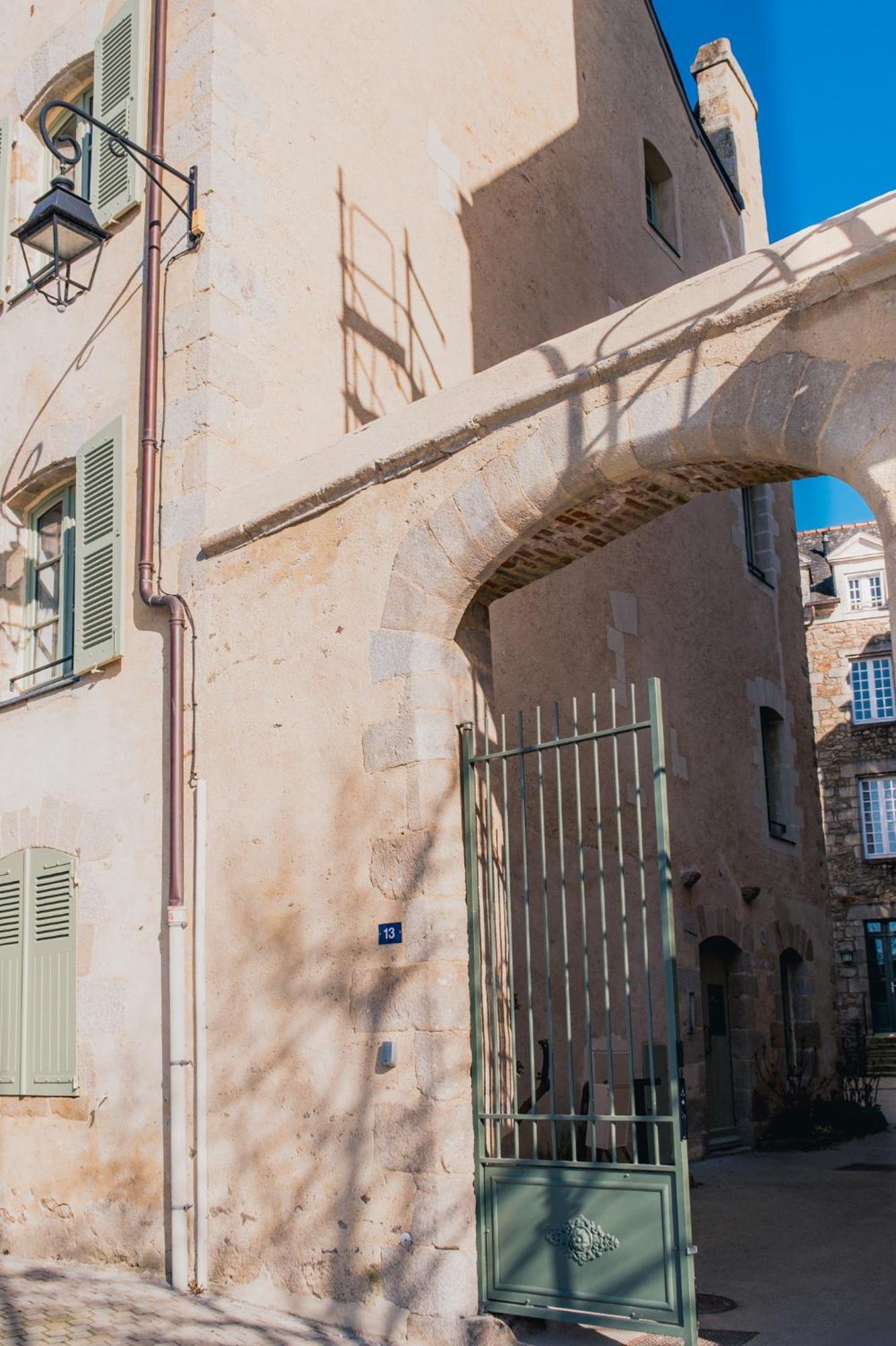 Appartement Sur Le Port De 瓦讷 外观 照片
